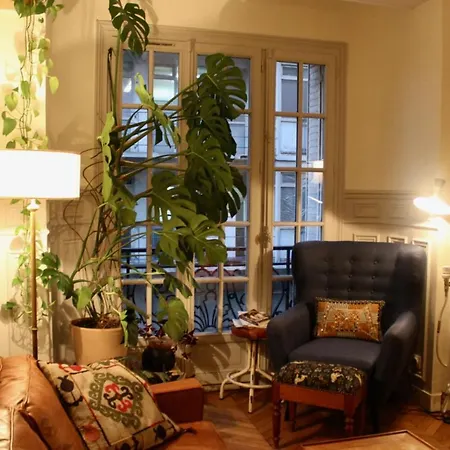 Charming Near Montmartre